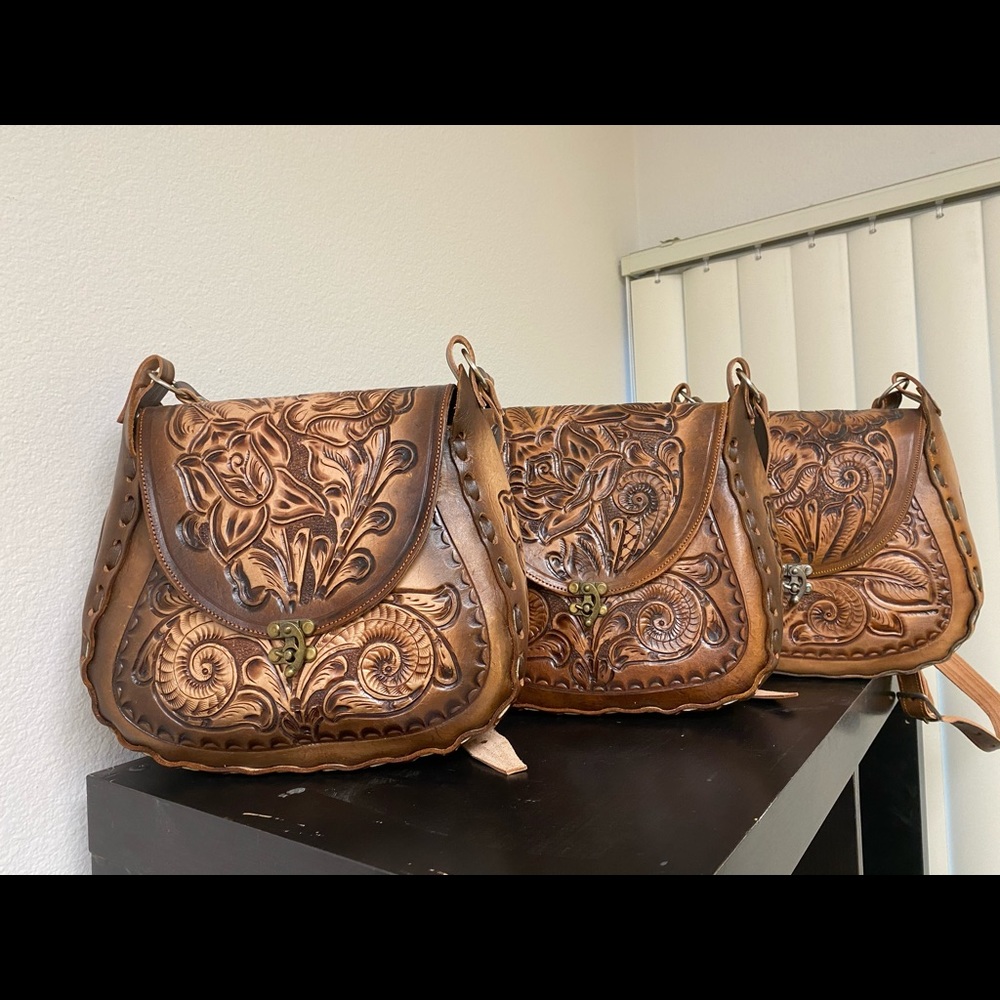 Handmade, Real Leather Crossbody Bag(1/3)